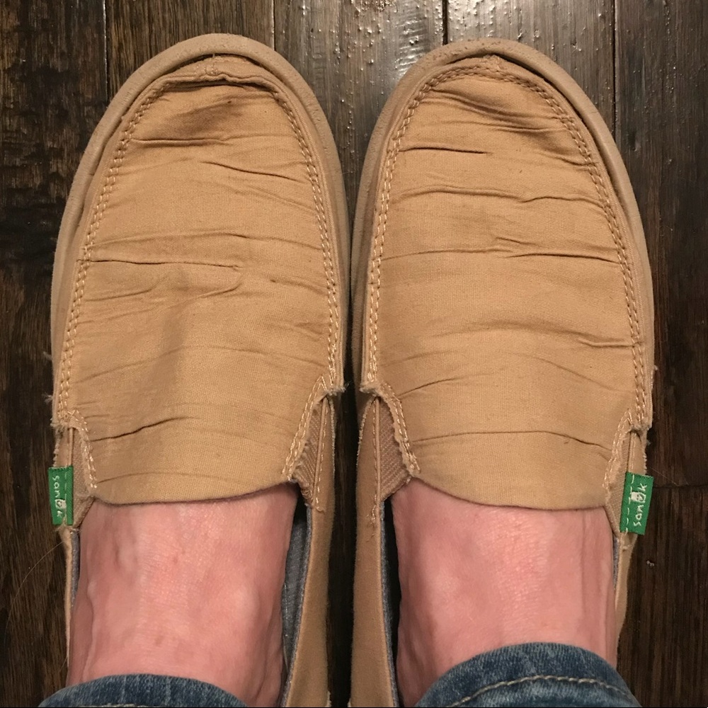 Sanuk slip on canvas khaki shoes